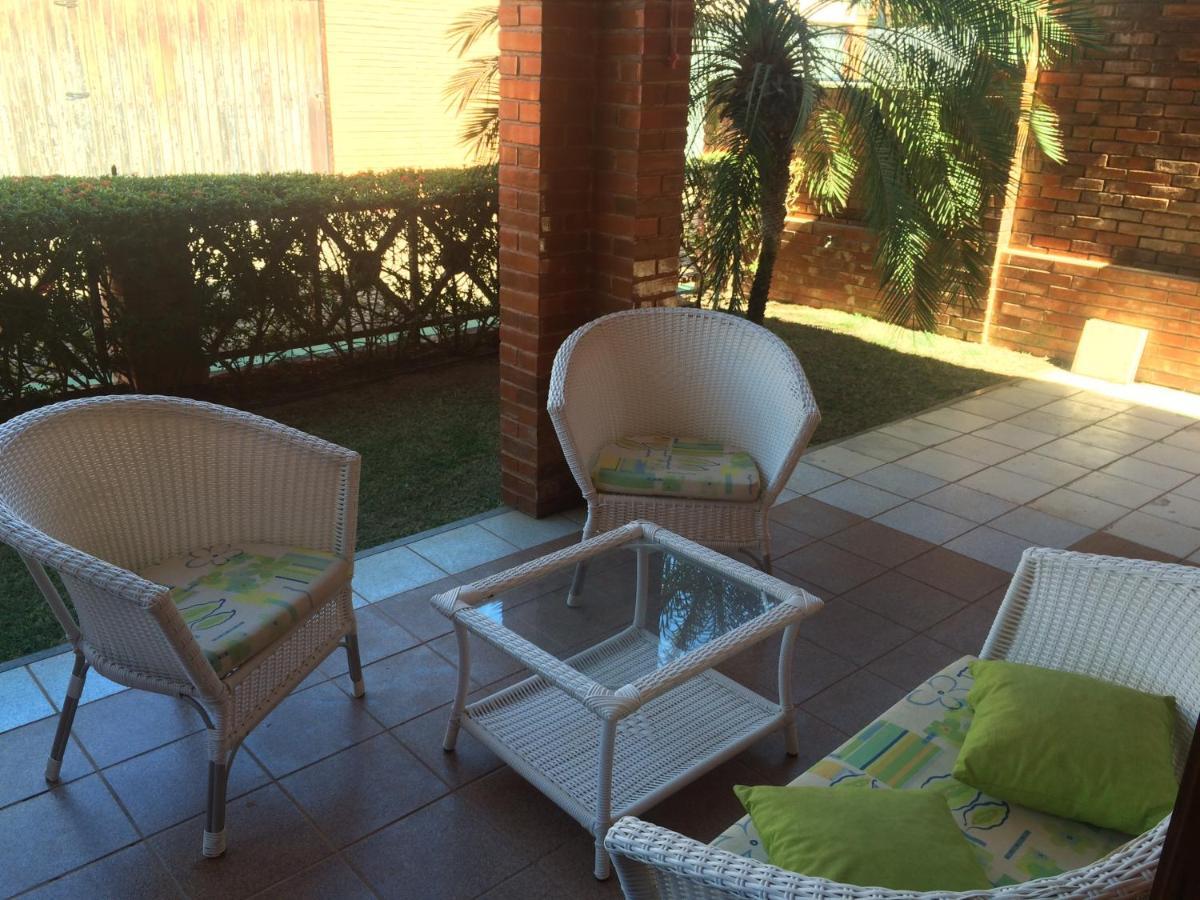 Linda Casa Porto Das Dunas: 4 Suites, Churrasqueira E Piscina Fortaleza  Kültér fotó